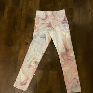 Cute marble design leggings great for working out or really anything!